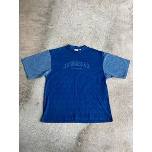 Vintage 90’s Y2K Levi’s Two Tone T Shirt